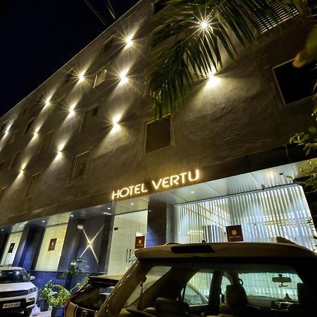 Hotel Vertu Yeni Delhi Dış mekan fotoğraf